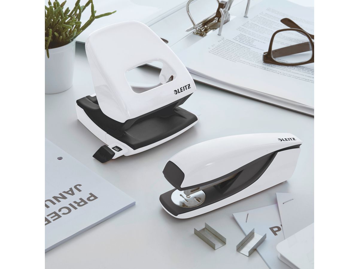 LEITZ Locher/Hefter WOW 5095 5095-10-01 weiss, Bundle 30 Blatt (4002432396276)