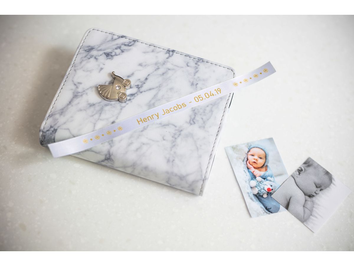 PTOUCH Textilbandkassette gold/weiss TZe-R234 PT-DV600VP 12 mm (4977766770316)