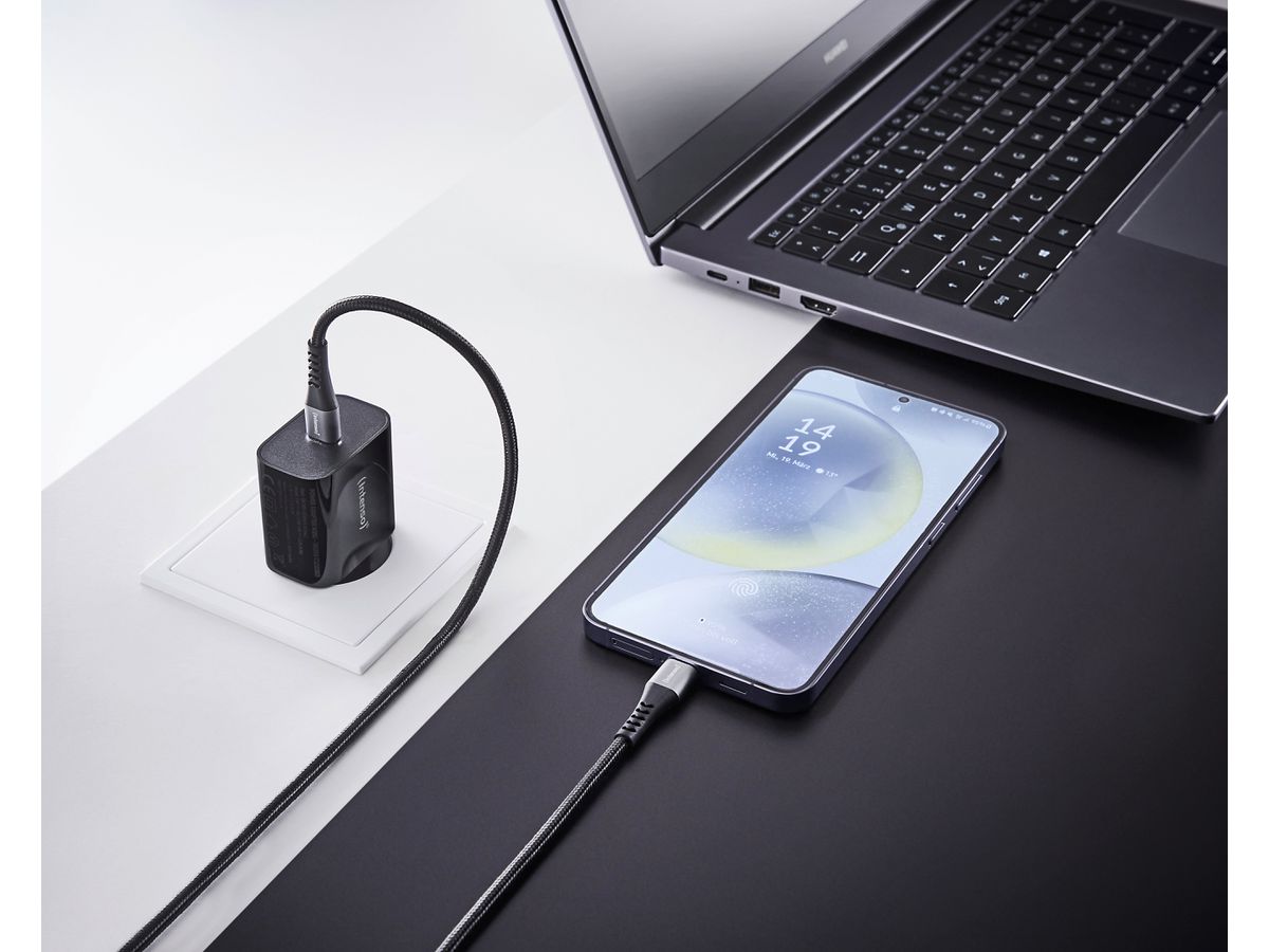 INTENSO Power Adapter W20C Charger 7802010 20W, USB-C, black (4034303035885)