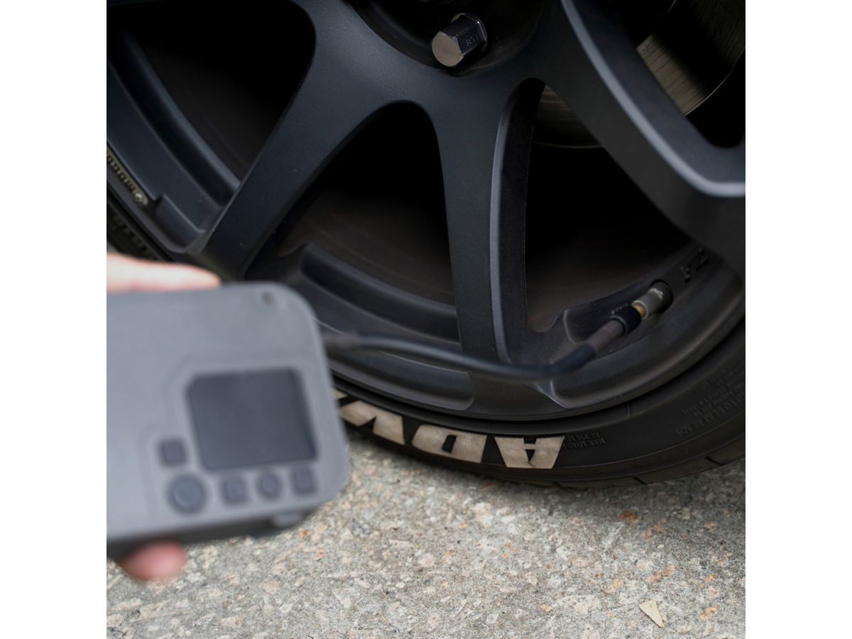 VINNIC 3 in 1 Jumpstarter Air Pump VPCA-A9BK Black (4898338014662)