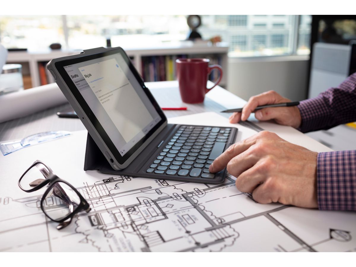 ZAGG Keyboard Pro Keys for iPad 103407139 10.2 (Gen7-9) CH (0840056136205)