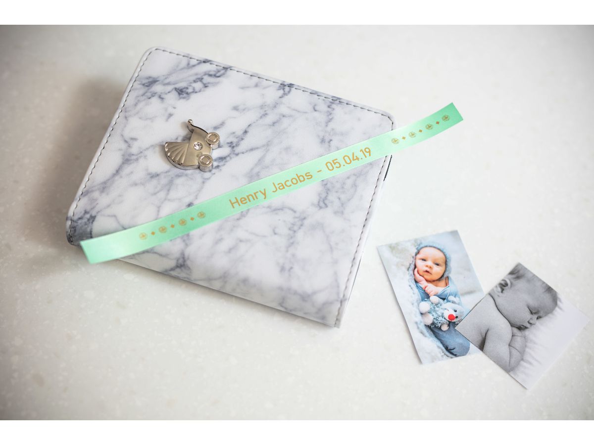 PTOUCH Nastro verde m./oro TZE-RM34 Sistemi Tze 12-36mm (4977766802369)