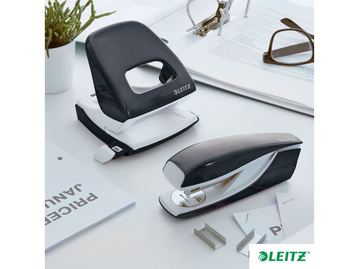 LEITZ Bucatrice/Cucitrice WOW 5095 5095-10-95 nero, Bundle 30 fogli (4002432121595)