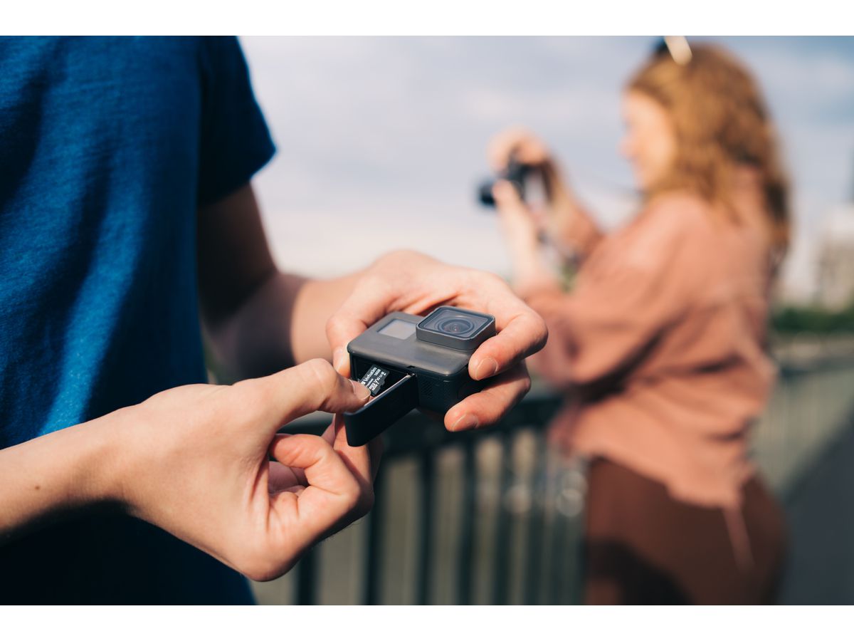 VERBATIM Micro SDHC Card 32GB 44083 with Adapter Class 10 (0023942440833)